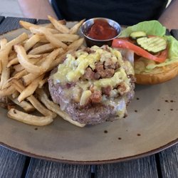 Bushel and a Peck Kitchen & Bar - Burger
