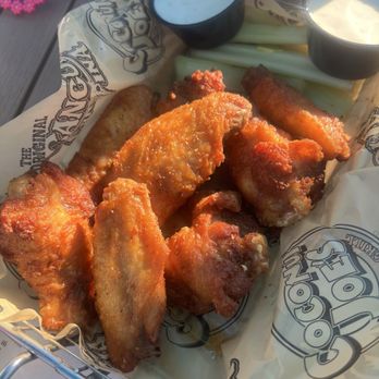 Coconut Joe’s Bar & Grill - Wings - Bars Near Me - Edgewater, Maryland