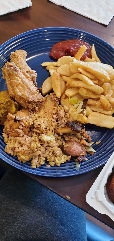 HUNGRY EYES JAMAICAN RESTAURANT BAR 201 Towne Center W Blvd