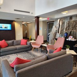 Holiday Inn Express & Suites Riverport Richmond