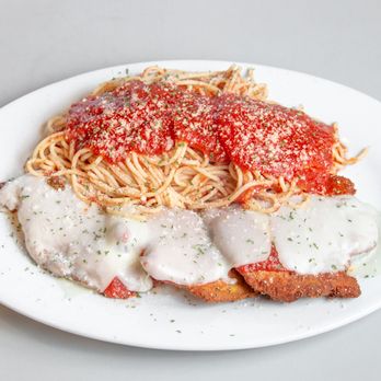 Zio's By Giancarlo - Chicken with Pasta and Tomato Sauce - Italian Near Me - Barrie, Ontario Zio's By Giancarlo - Chicken with Pasta and Tomato Sauce - Italian Near Me - Barrie, Ontario