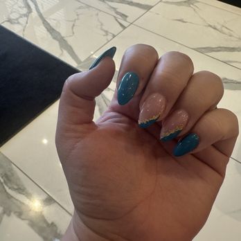 Cute Nails - Waxing Near Me - Oconomowoc, Wisconsin