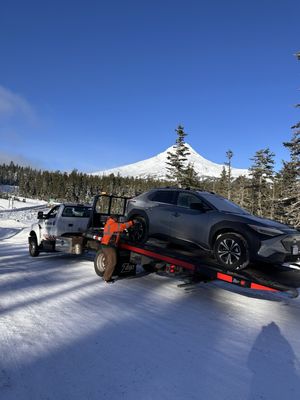 Rivers Edge Towing  Automotive