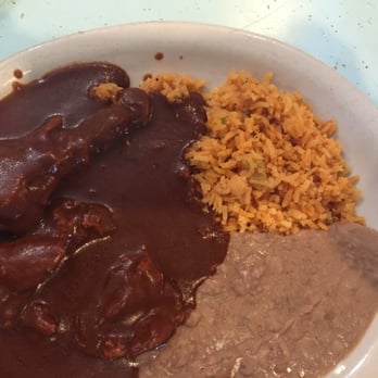 El Borrego De Oro - Chicken mole - Mexican Near Me - Austin, Texas El Borrego De Oro - Chicken mole - Mexican Near Me - Austin, Texas