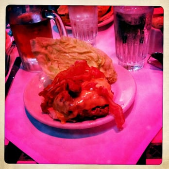 J.G. Melon - Bacon cheeseburger - American Near Me - New York, New York