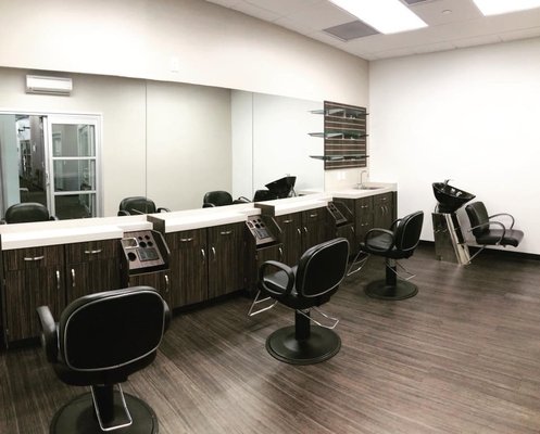 Sola Salon Studios by null