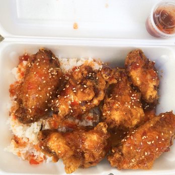 Temple Teppanyaki - chicken wings and rice in a styrofoam container - Japanese Near Me - Philadelphia, Pennsylvania Temple Teppanyaki - chicken wings and rice in a styrofoam container - Japanese Near Me - Philadelphia, Pennsylvania