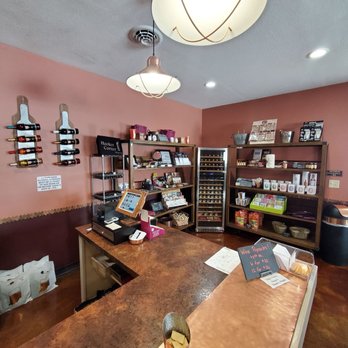 Hooker Corner Winery - Wine Tasting Room Near Me - Pine Village, Indiana Hooker Corner Winery - Wine Tasting Room Near Me - Pine Village, Indiana