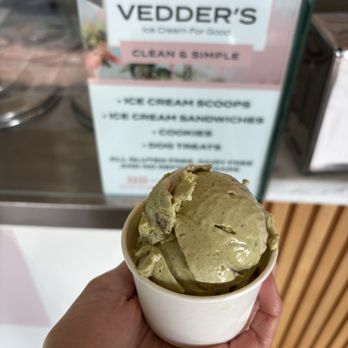 Vedder's - Pistachio Almond Ice Cream - Ice Cream & Frozen Yogurt Near Me - San Clemente, California