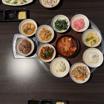 Hangang - Banchan + Salad + Dipping Sauces - Korean Near Me - Honolulu, Hawaii