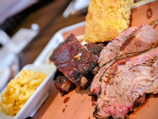 Joe's Real BBQ by null