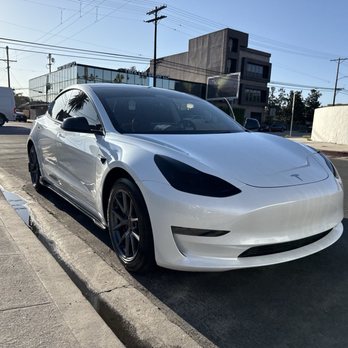Regal Repair Auto Body Shop & Collision Repair - Body Shops Near Me - Los Angeles, California