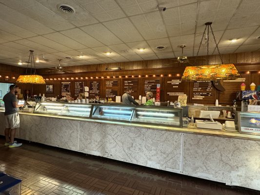 Kirk's 1890 Ice Cream Parlor by null