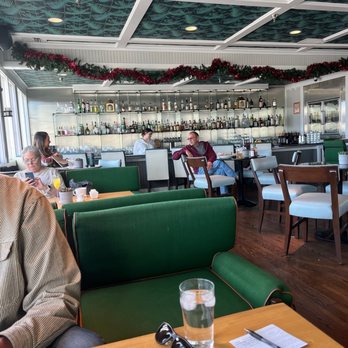 BALEENkitchen - The ambience is absolutely stunning. - Seafood Near Me - Redondo Beach, California BALEENkitchen - The ambience is absolutely stunning. - Seafood Near Me - Redondo Beach, California