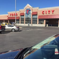 Food City - Store front