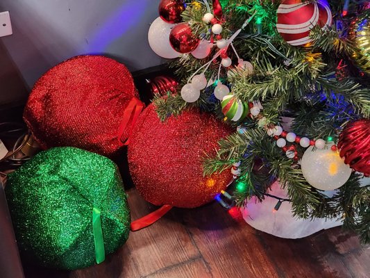 House of Music & Entertainment (HOME Bar) by null