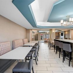 La Quinta by Wyndham Searcy - Breakfast Area