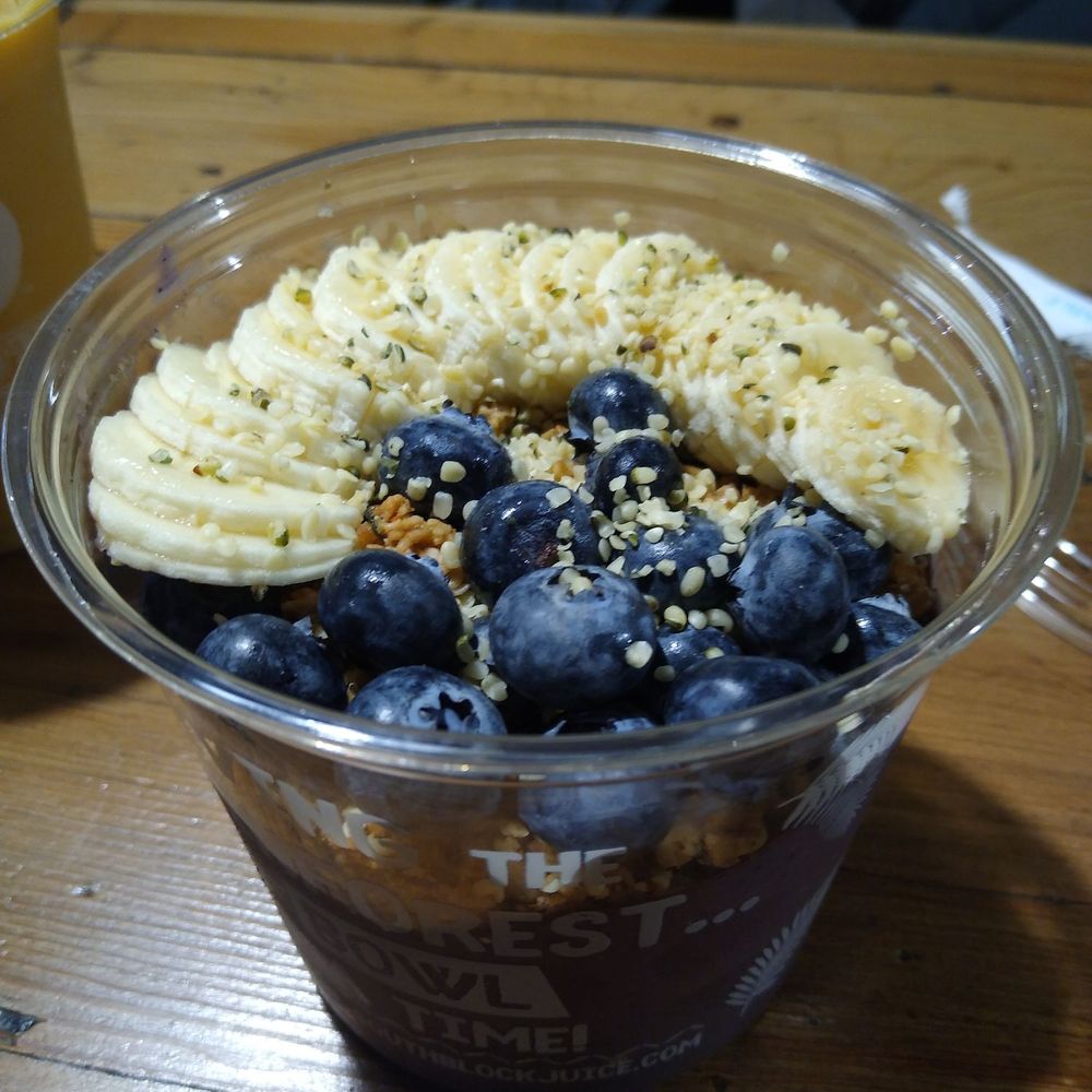 South Block - Cali bowl - Juice Bars & Smoothies Near Me - Alexandria, Virginia