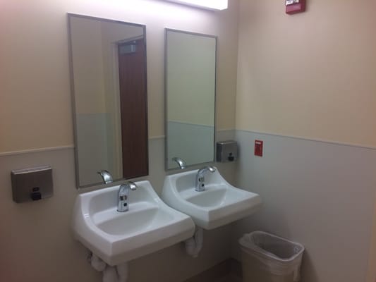 SUTTER URGENT CARE - SAN MATEO - Updated July 2025 - 21 Photos & 93 ...