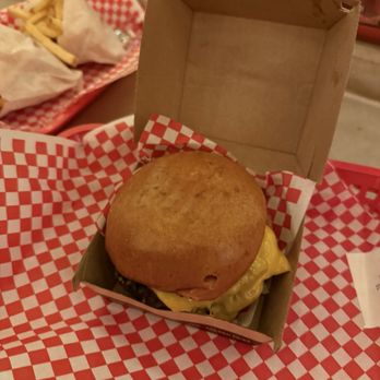 Small Cheval- Fulton Market - Signature Double Cheeseburger - Burgers Near Me - Chicago, Illinois
