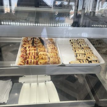 Cafes Quan - Cafes Near Me - Westminster, California