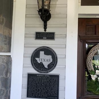 Woodbine Inn - Historical plaque - Hotels Near Me - Madisonville, Texas Woodbine Inn - Historical plaque - Hotels Near Me - Madisonville, Texas