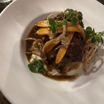 Flour Mill Scratch Kitchen Restaurant - Beef Short Rib - Canadian (New) Near Me - Niagara Falls, Ontario Flour Mill Scratch Kitchen Restaurant - Beef Short Rib - Canadian (New) Near Me - Niagara Falls, Ontario