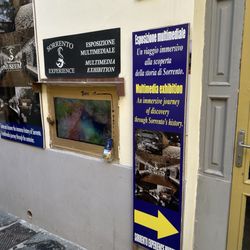 Museo Correale di Terranova - Don't pass this by go inside it's amazing so much history