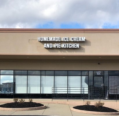 Homemade Ice Cream Pie Kitchen 12 Reviews Desserts 1709 N Dixie Hwy Elizabethtown Ky United States Phone Number