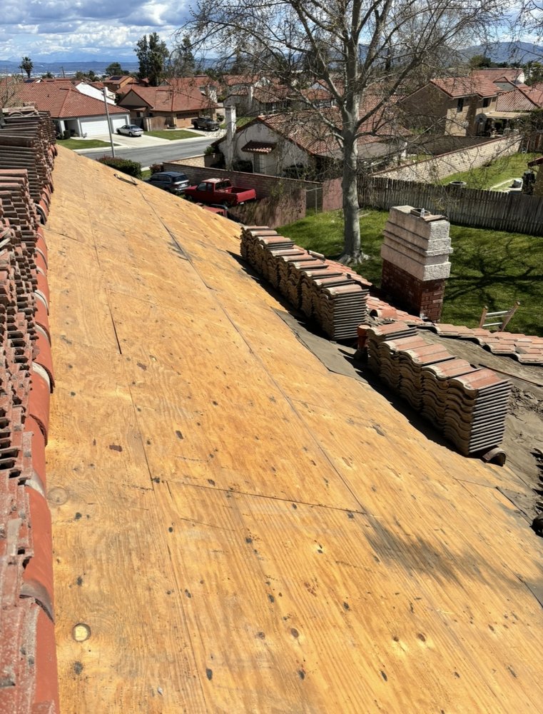 Slide of Cali Roofing Solutions