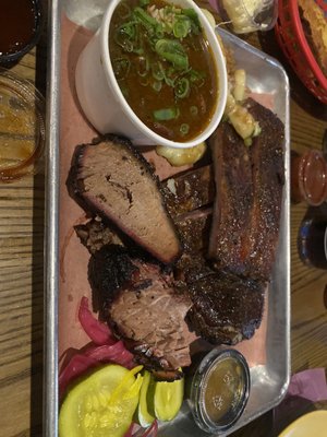 2 Jerks BBQ & Market by null
