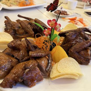 Dong Yue seafood restaurant - Quail - Seafood Near Me - Flushing, New York