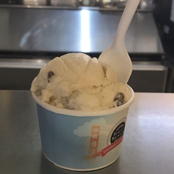Double Rainbow Cafe - Scoop of butter pecan - Ice Cream & Frozen Yogurt Near Me - Benicia, California Double Rainbow Cafe - Scoop of butter pecan - Ice Cream & Frozen Yogurt Near Me - Benicia, California