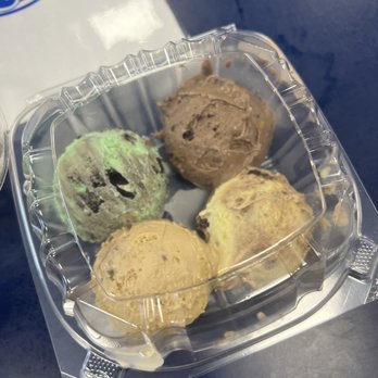 Handel's Homemade Ice Cream - Ice Cream & Frozen Yogurt Near Me - Austin, Texas Handel's Homemade Ice Cream - Ice Cream & Frozen Yogurt Near Me - Austin, Texas