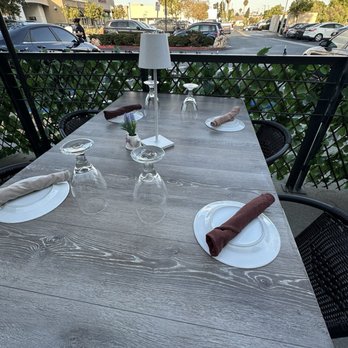 Balsamico Italian Kitchen - Outside table - Italian Near Me - Imperial Beach, California