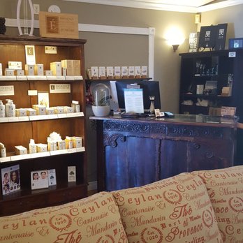 Balensi Spa - Lobby showing various cosmetic products for purchase. - Day Spas Near Me - Chula Vista, California Balensi Spa - Lobby showing various cosmetic products for purchase. - Day Spas Near Me - Chula Vista, California
