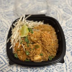 Asian Cravings - Shrimp Pad Thai