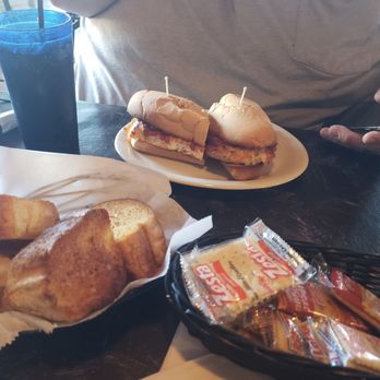 ANGELO’S ITALIAN RESTAURANT - Updated October 2024 - 74 Photos & 139 ...