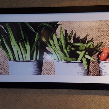 Ruby Tuesday - Wall Art - Burgers Near Me - Windsor Locks, Connecticut
