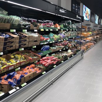 ALDI - a grocery store with a variety of fruits and vegetables - Grocery Near Me - Buford, Georgia
