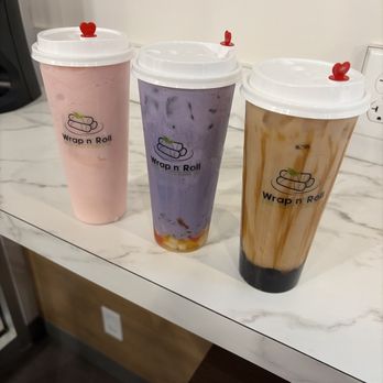 Wrap n’ Roll - Milk slushie, taro and Brown sugar milk tea with tapioca pearls - Vietnamese Near Me - Clackamas, Oregon Wrap n’ Roll - Milk slushie, taro and Brown sugar milk tea with tapioca pearls - Vietnamese Near Me - Clackamas, Oregon
