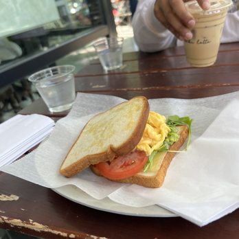 Tatte Bakery & Cafe | Clarendon - GF avocado breakfast sandwich - Coffee & Tea Near Me - Arlington, Virginia Tatte Bakery & Cafe | Clarendon - GF avocado breakfast sandwich - Coffee & Tea Near Me - Arlington, Virginia