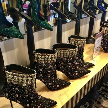 Harrods - Loved the expensive boots and shoes - Department Stores Near Me - London, XGL