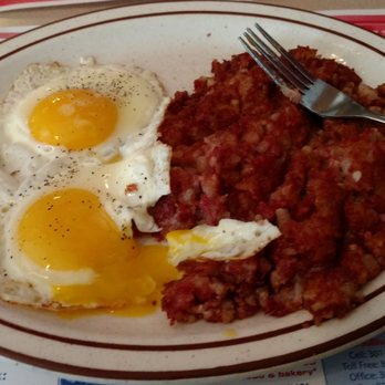 Linda's Cafe - Corned beef hash with eggs - American Near Me - Lexington Park, Maryland Linda's Cafe - Corned beef hash with eggs - American Near Me - Lexington Park, Maryland