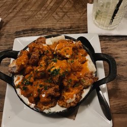 Mac & Cheese with buffalo - SO good!