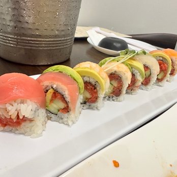 Sushi Zoa - Spicy Rainbow Roll - Sushi Bars Near Me - Hutto, Texas Sushi Zoa - Spicy Rainbow Roll - Sushi Bars Near Me - Hutto, Texas