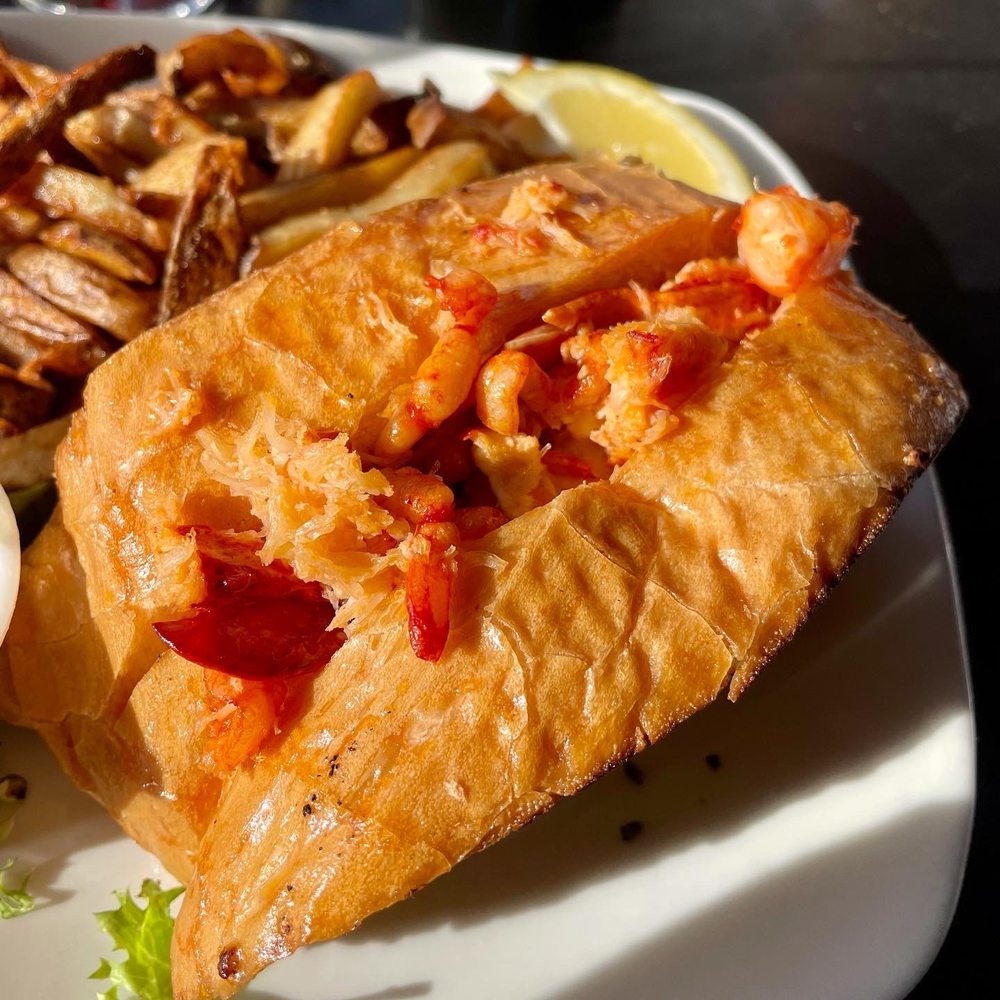 Roland's Seafood Grill