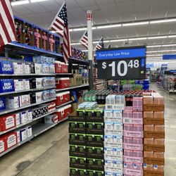 Walmart - Interior