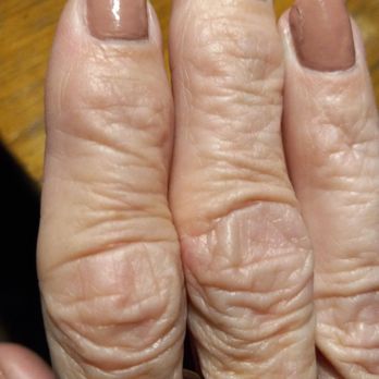 Nail Garden - Horrible Old polish, bumped up my nails done today May 17th 2024 cut BLED my nail Saturday May 18th, middle finger that was Cut and bleeding - Nail Salons Near Me - Oak Grove, Oregon Nail Garden - Horrible Old polish, bumped up my nails done today May 17th 2024 cut BLED my nail Saturday May 18th, middle finger that was Cut and bleeding - Nail Salons Near Me - Oak Grove, Oregon