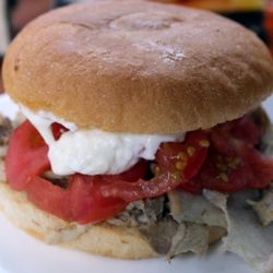 Lomito tomate mayo